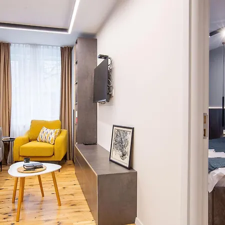 A15 Apartment *